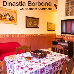 Casa Dinastia Borbone - Centro Storico Neapol