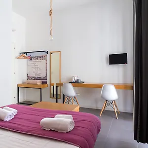 3* Bed & Breakfast Maison Du La Metro