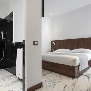 My Bed Montenapoleone Milano