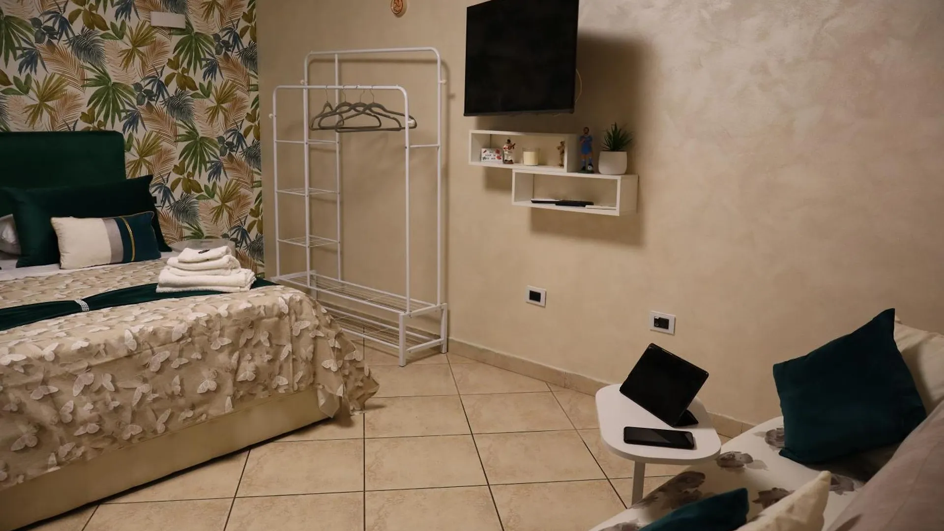 Nonna Peppa House Hotell Neapel
